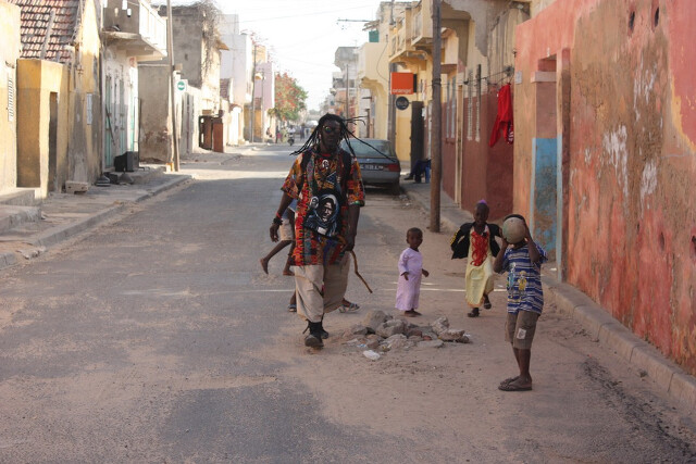 Gambia - uliczka miasta
